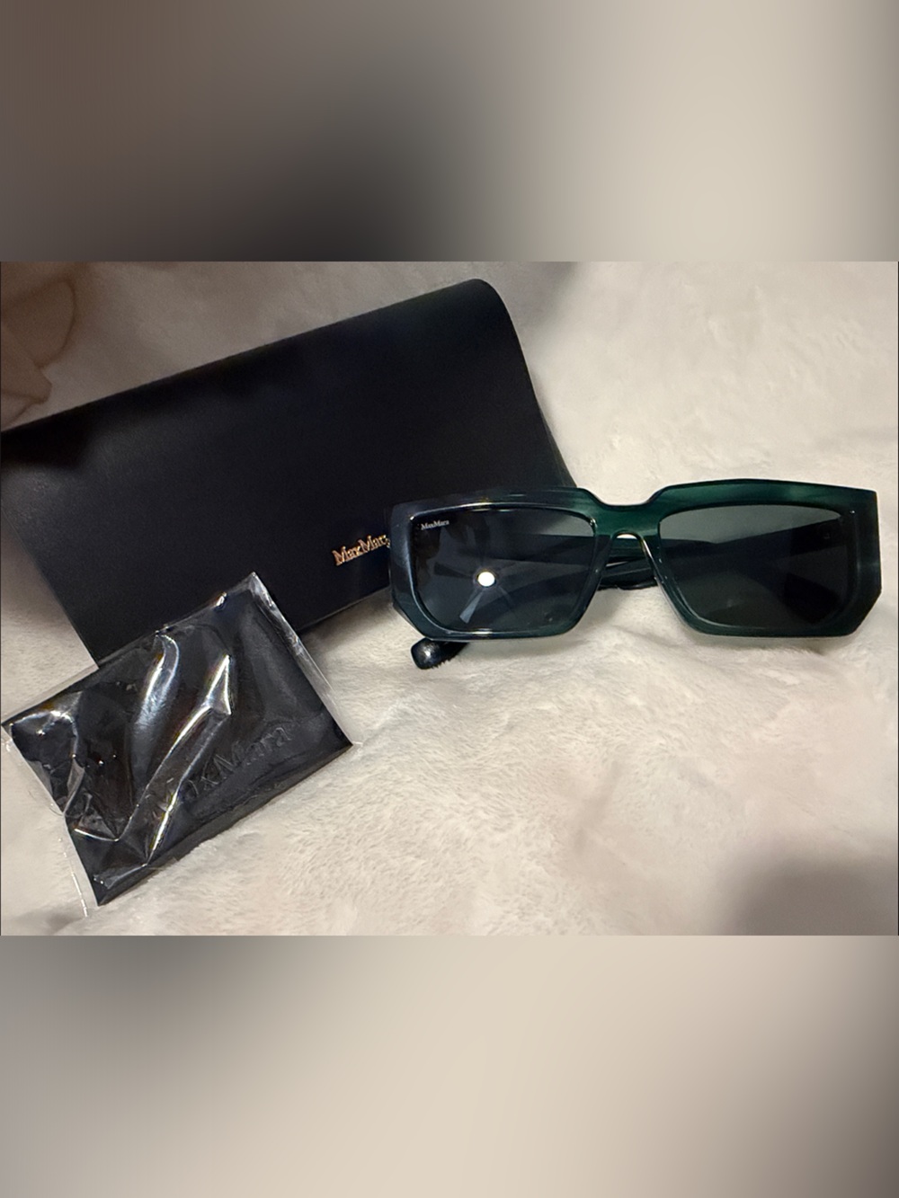 Max Mara GLIMPSE7 MM0126 Green Rectangular Sunglasses Case Cloth